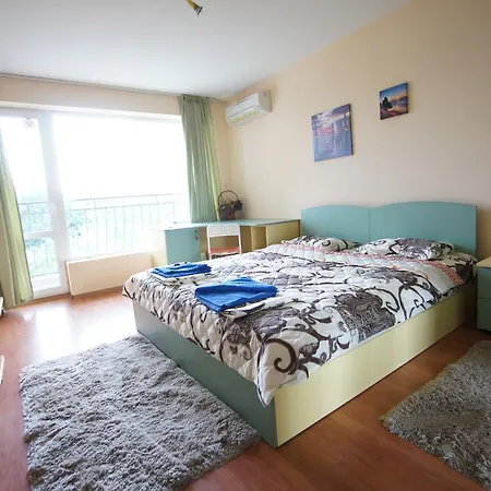 Apartament In Morski Briz 瓦爾納